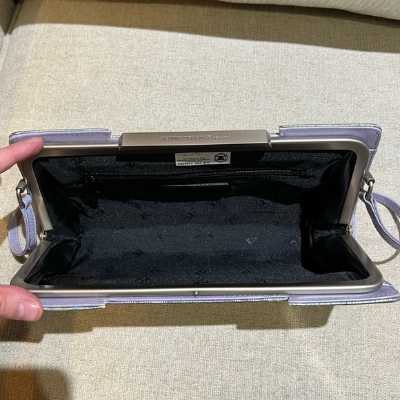 Kenneth Cole Clutch - Picture 5 of 10